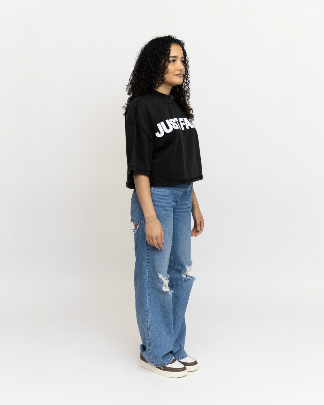 JUST FAITH OVERSIZED CROPPED TEE